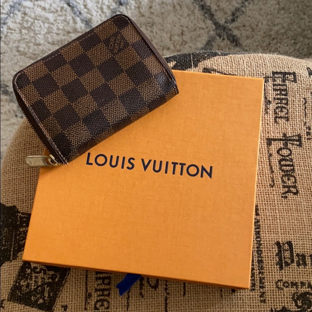 Louis Vuitton Zippy Coin purse